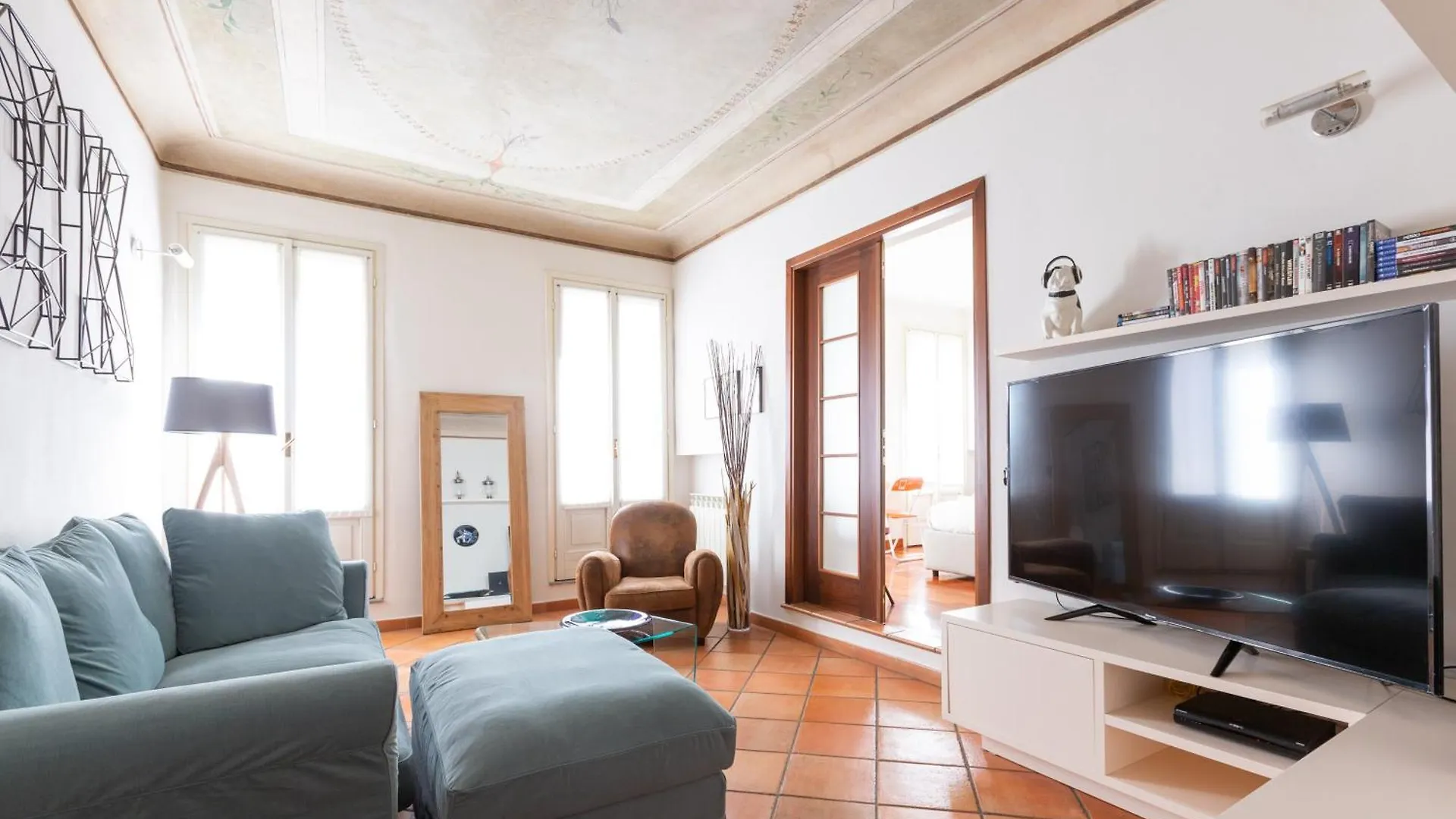 Cosy Two Bedroom Apartment Close To Navigli Milano 0*,